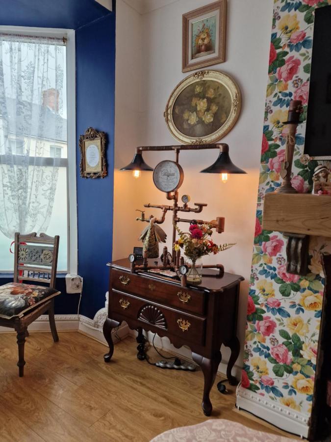 Town Cottage Ground Floor Appartment Bridgend  Eksteriør billede