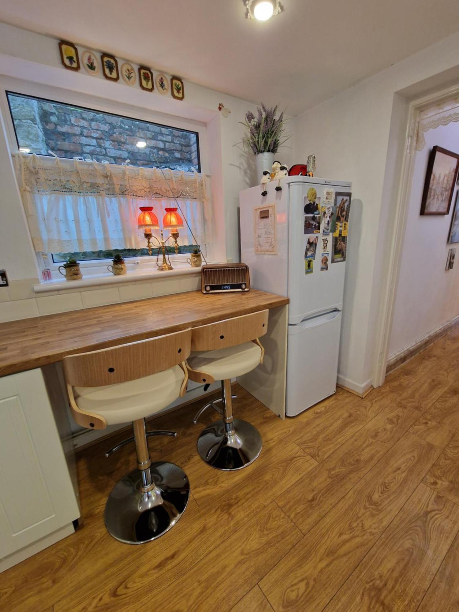 Town Cottage Ground Floor Appartment Bridgend  Eksteriør billede