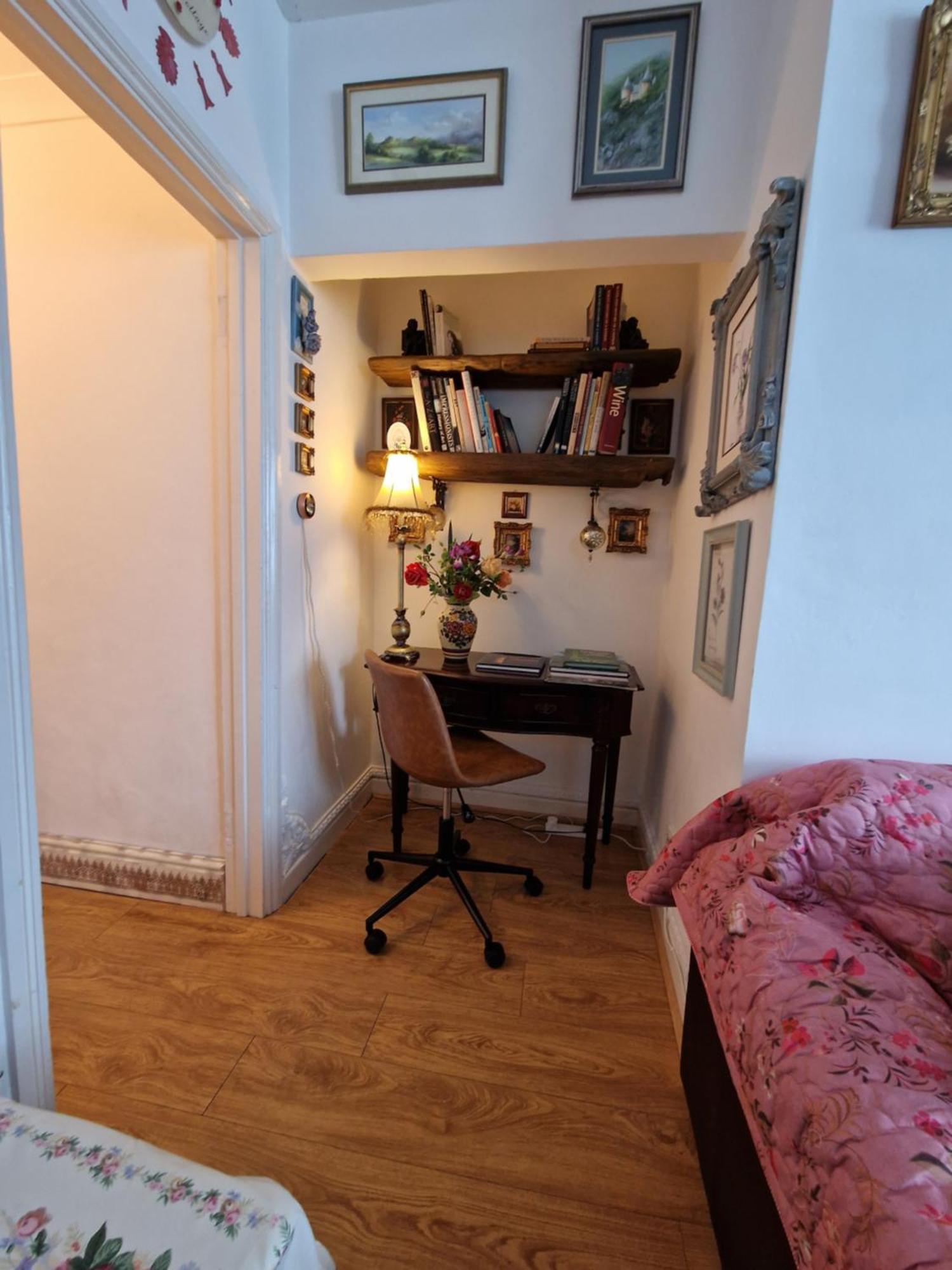 Town Cottage Ground Floor Appartment Bridgend  Eksteriør billede